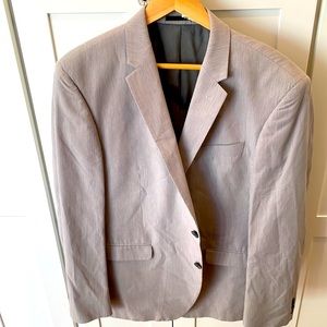 Kenneth Cole sear sucker blazer.